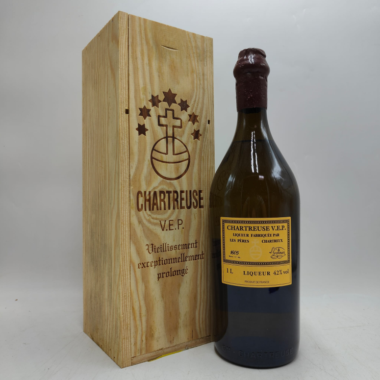 Chartreuse VEP Jaune Distillerie des Pères Chartreux 2022 100cl