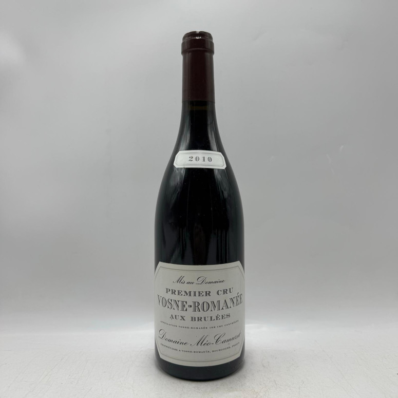 Aux Brulées Domaine Méo Camuzet 2010